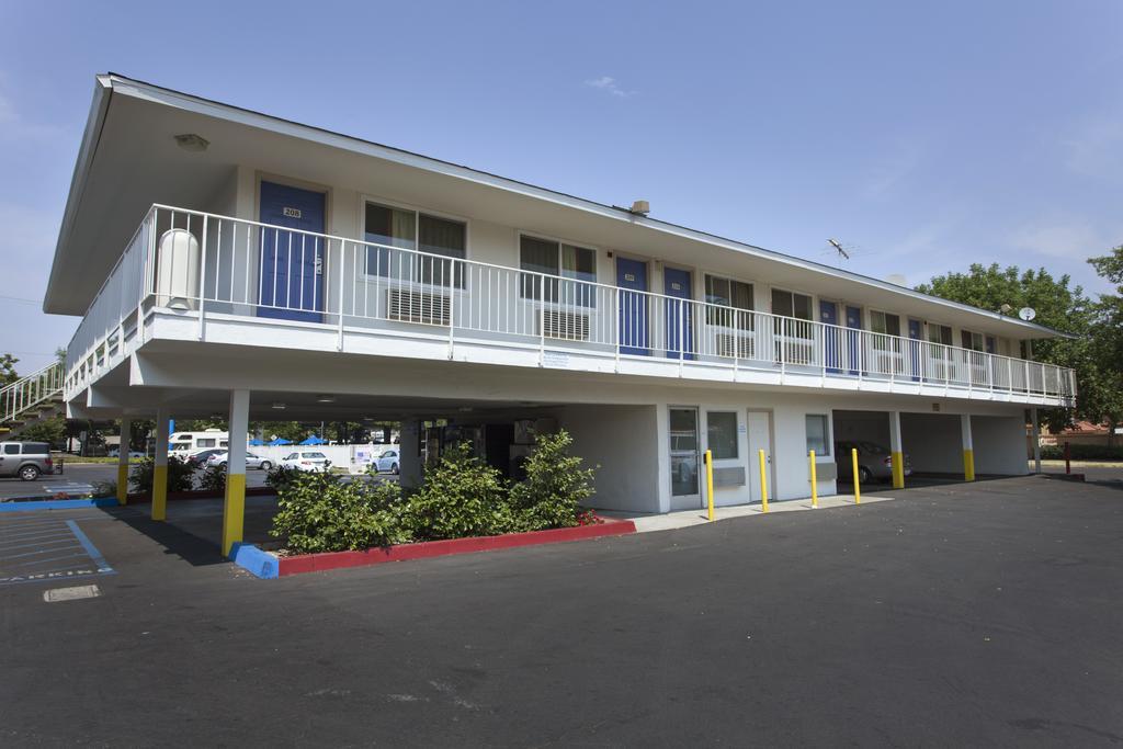 Motel 6 Sacramento, Ca - Downtown Exterior photo