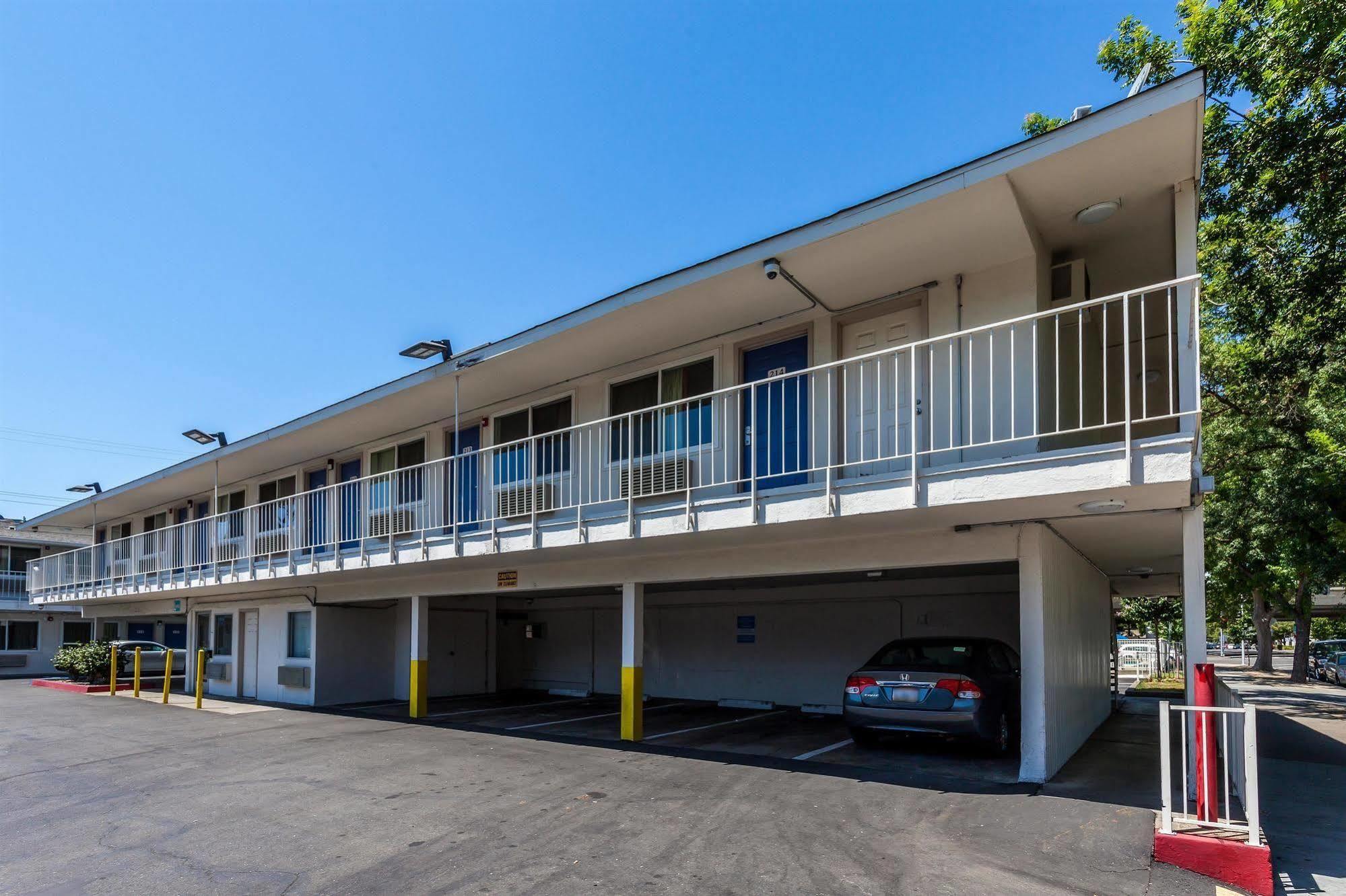 Motel 6 Sacramento, Ca - Downtown Exterior photo