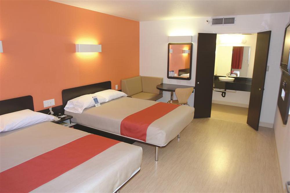 Motel 6 Sacramento, Ca - Downtown Room photo